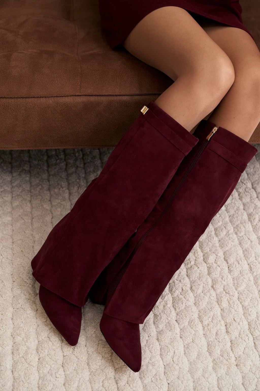 Lmouré Burgundy Suede Knee High Boots