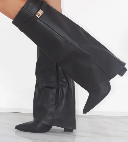 Lmouré Black Leather Boots
